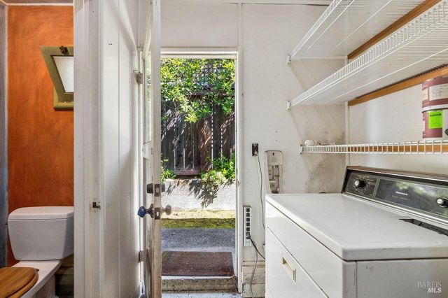 15 La Cuesta Dr, Greenbrae, CA 94904