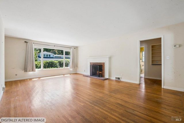 15 La Cuesta Dr, Greenbrae, CA 94904