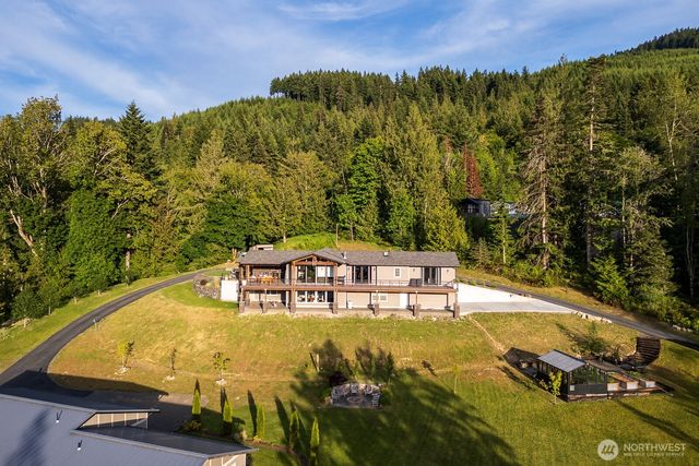 339 & 337 Wildcat Road, Port Angeles, WA 98363