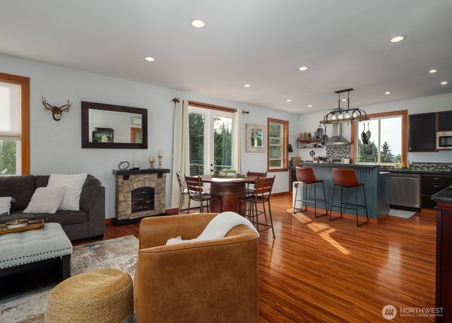 339 & 337 Wildcat Road, Port Angeles, WA 98363