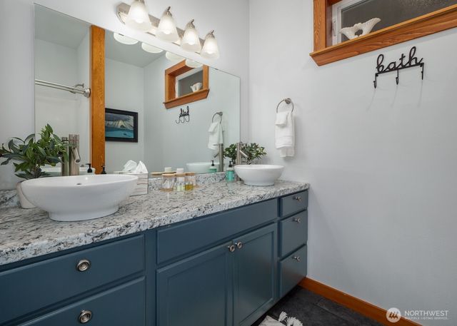 339 & 337 Wildcat Road, Port Angeles, WA 98363
