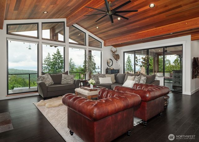 339 & 337 Wildcat Road, Port Angeles, WA 98363