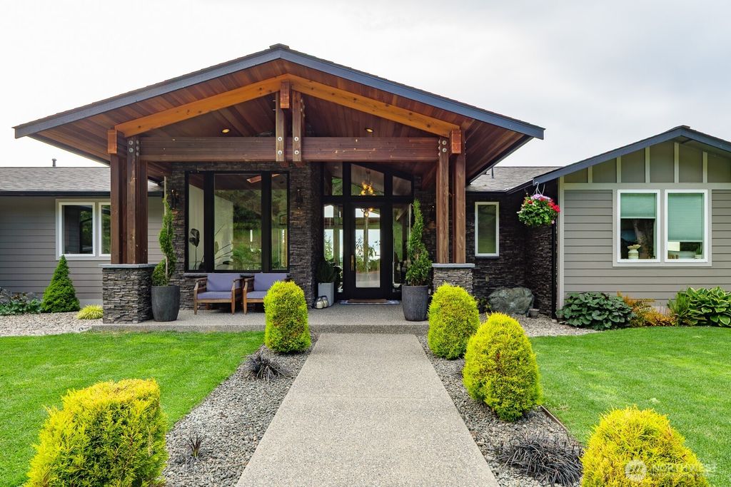 339 & 337 Wildcat Road, Port Angeles, WA 98363