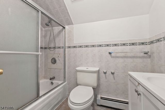 190 N 1St St, Paterson City, NJ 07522