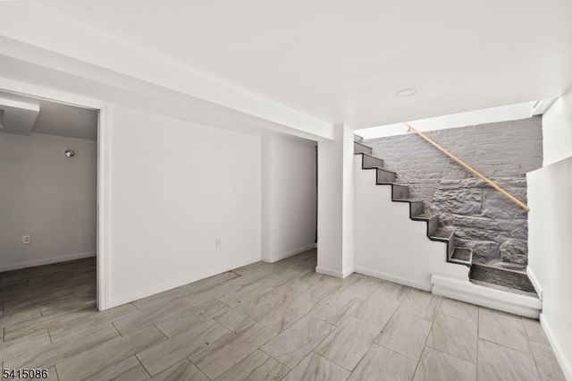 190 N 1St St, Paterson City, NJ 07522