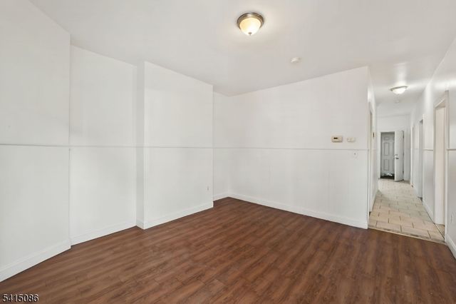 190 N 1St St, Paterson City, NJ 07522