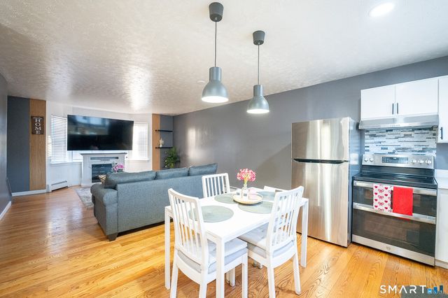 383 Lombard Street 383, New Haven, CT 06513