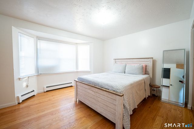 383 Lombard Street 383, New Haven, CT 06513