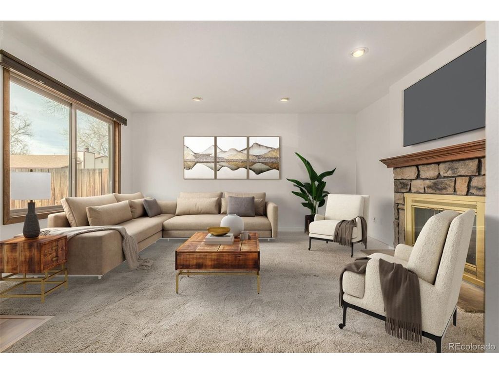 1917 W 102nd Ave, Thornton, CO 80260