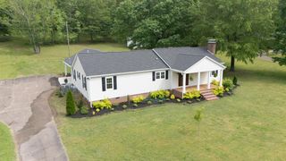 1152 E POPLAR AVE, Selmer, TN 38375