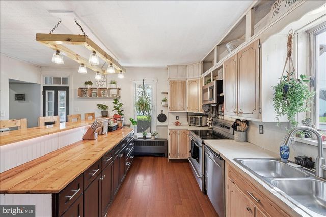 157 MILLWAY RD, Ephrata, PA 17522