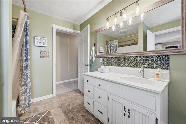 157 MILLWAY RD, Ephrata, PA 17522