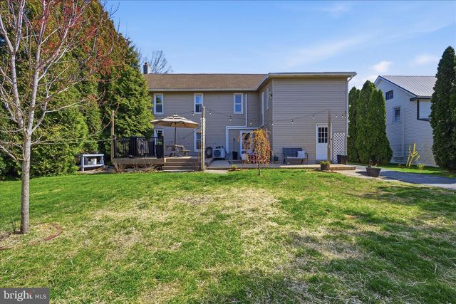 157 MILLWAY RD, Ephrata, PA 17522