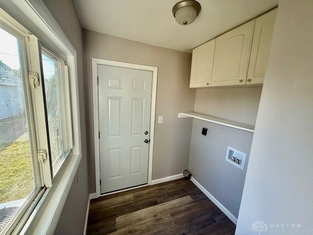 1689 Dale Ridge Road, New Carlisle, OH 45344