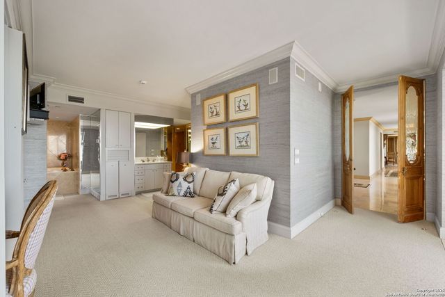 700 E Hildebrand Ave Apt 1401, San Antonio, TX 78212