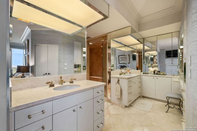 700 E Hildebrand Ave Apt 1401, San Antonio, TX 78212