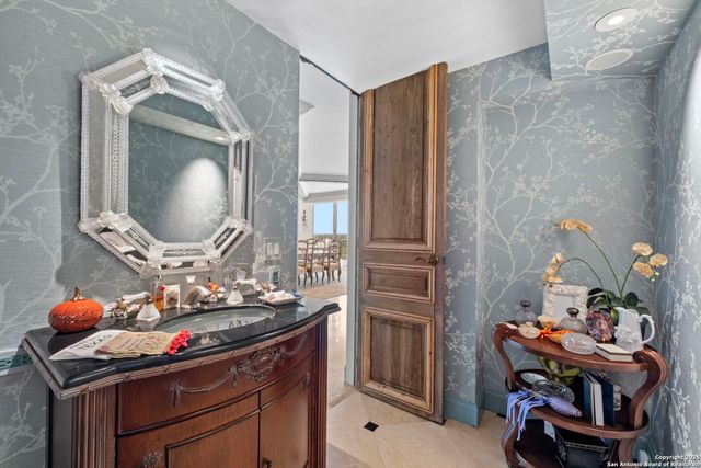 700 E Hildebrand Ave Apt 1401, San Antonio, TX 78212