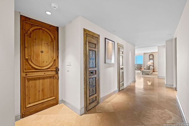 700 E Hildebrand Ave Apt 1401, San Antonio, TX 78212