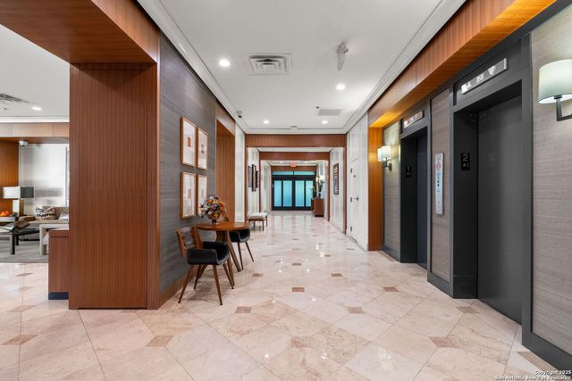 700 E Hildebrand Ave Apt 1401, San Antonio, TX 78212