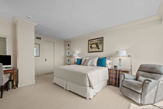 700 E Hildebrand Ave Apt 1401, San Antonio, TX 78212