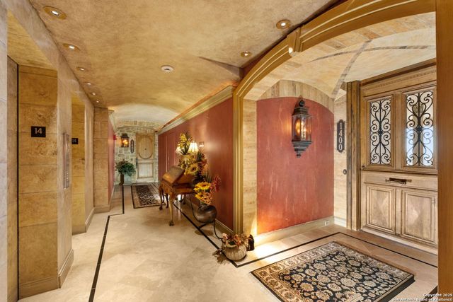 700 E Hildebrand Ave Apt 1401, San Antonio, TX 78212