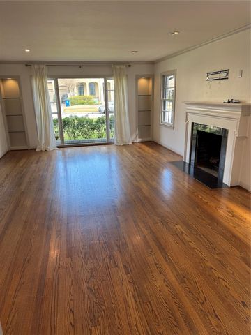 3805 Piping Rock Lane Lane, Houston, TX 77027