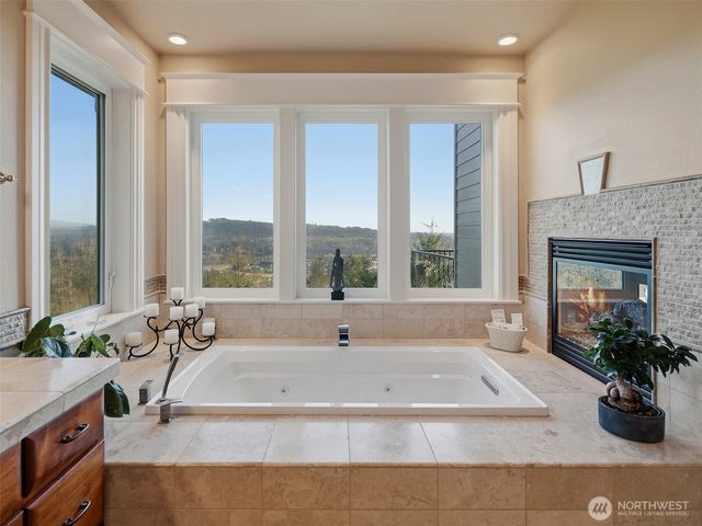 1330 Insel Road, Woodland, WA 98674