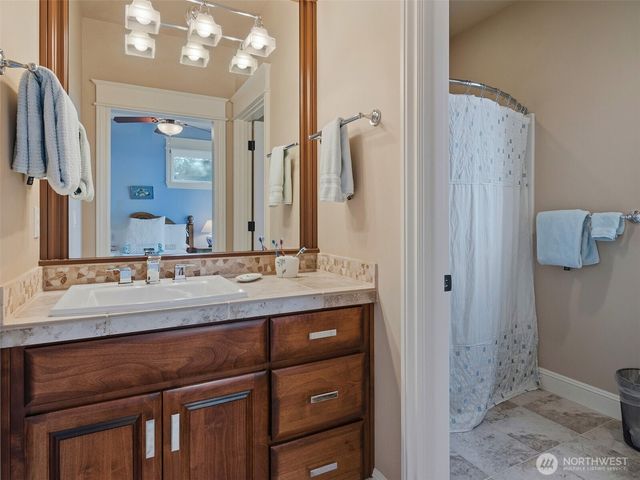 1330 Insel Road, Woodland, WA 98674