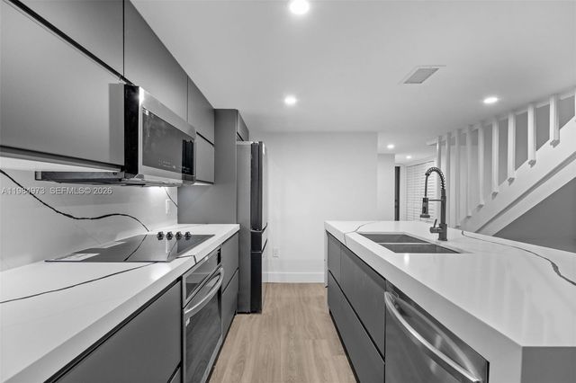 1609 NE 105th St 3-6, Miami Shores, FL 33138