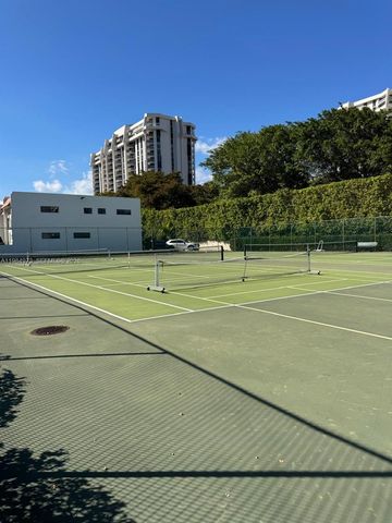 1609 NE 105th St 3-6, Miami Shores, FL 33138