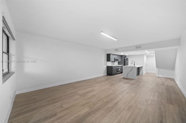 1609 NE 105th St 3-6, Miami Shores, FL 33138