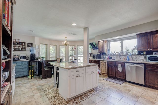 7725 Woodside Hill, Fort Worth, TX 76179