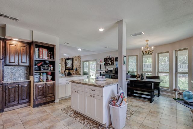 7725 Woodside Hill, Fort Worth, TX 76179