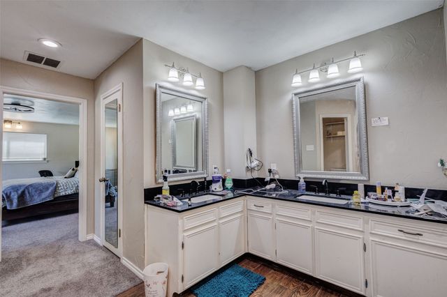 7725 Woodside Hill, Fort Worth, TX 76179