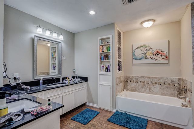 7725 Woodside Hill, Fort Worth, TX 76179