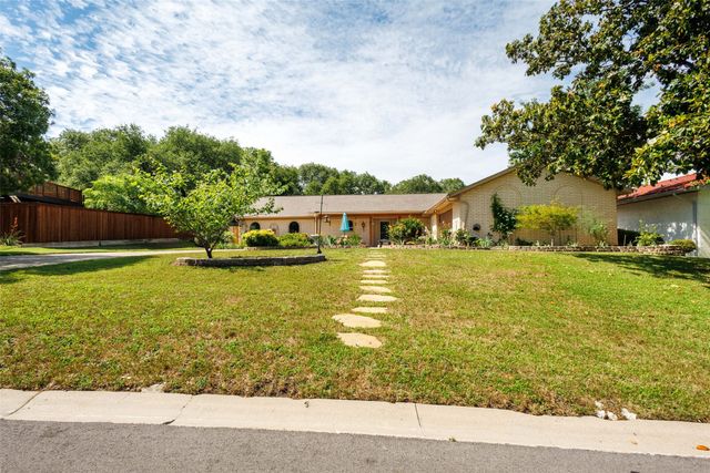 7725 Woodside Hill, Fort Worth, TX 76179
