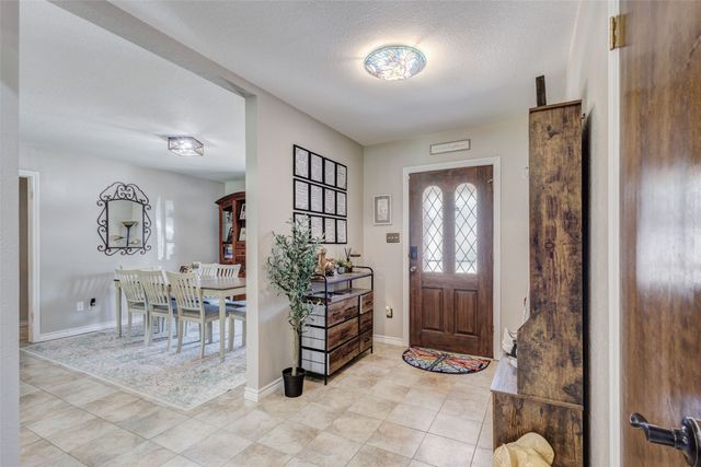 7725 Woodside Hill, Fort Worth, TX 76179