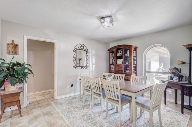 7725 Woodside Hill, Fort Worth, TX 76179