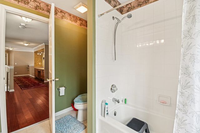 7421 Prescott Lane, Gurnee, IL 60031