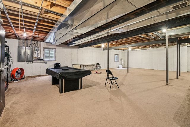 7421 Prescott Lane, Gurnee, IL 60031