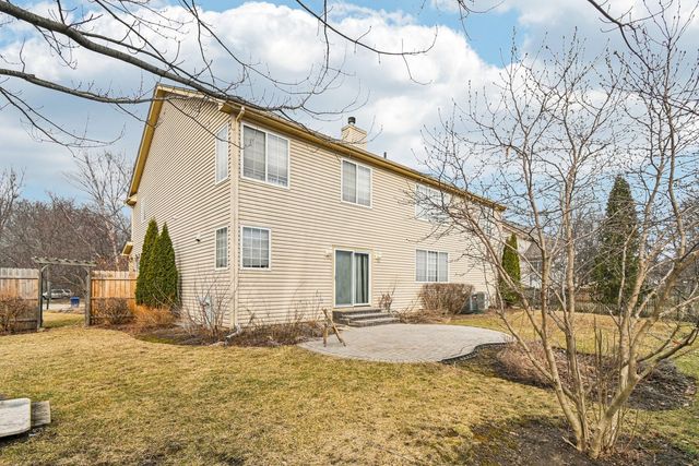 7421 Prescott Lane, Gurnee, IL 60031