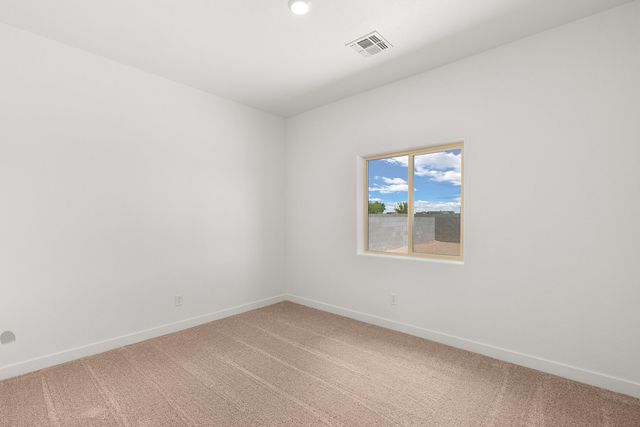 2509 Calle de las Rosas, Belen, NM 87002