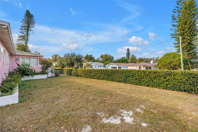 901 12TH STREET S, St Petersburg, FL 33712