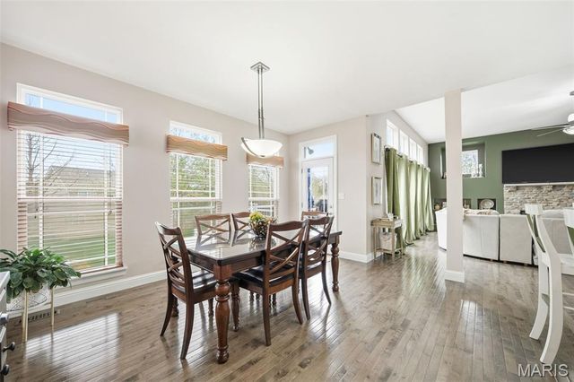 904 Brook Valley Court, O'fallon, MO 63368