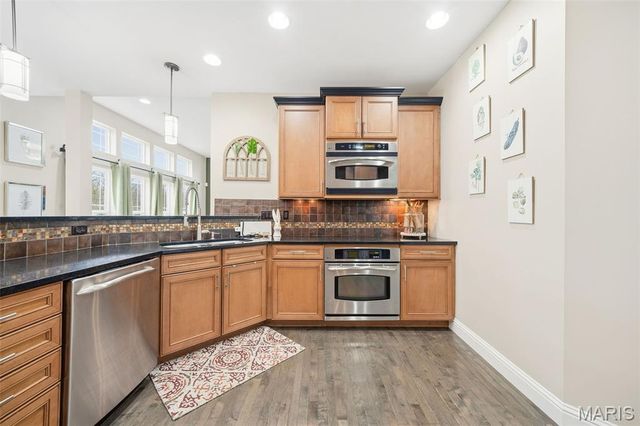 904 Brook Valley Court, O'fallon, MO 63368
