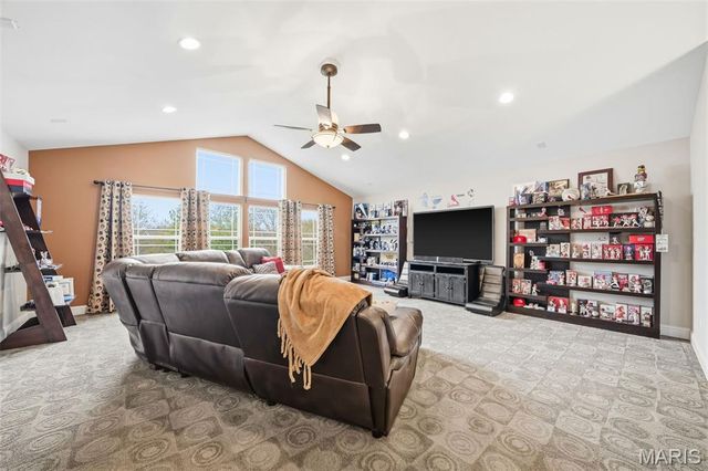 904 Brook Valley Court, O'fallon, MO 63368