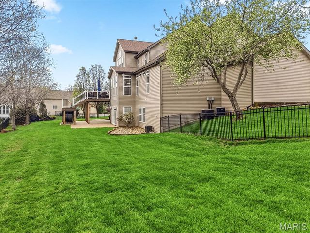 904 Brook Valley Court, O'fallon, MO 63368