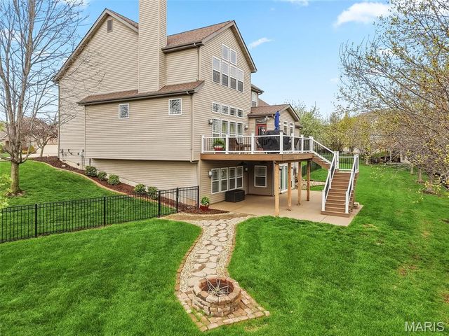 904 Brook Valley Court, O'fallon, MO 63368