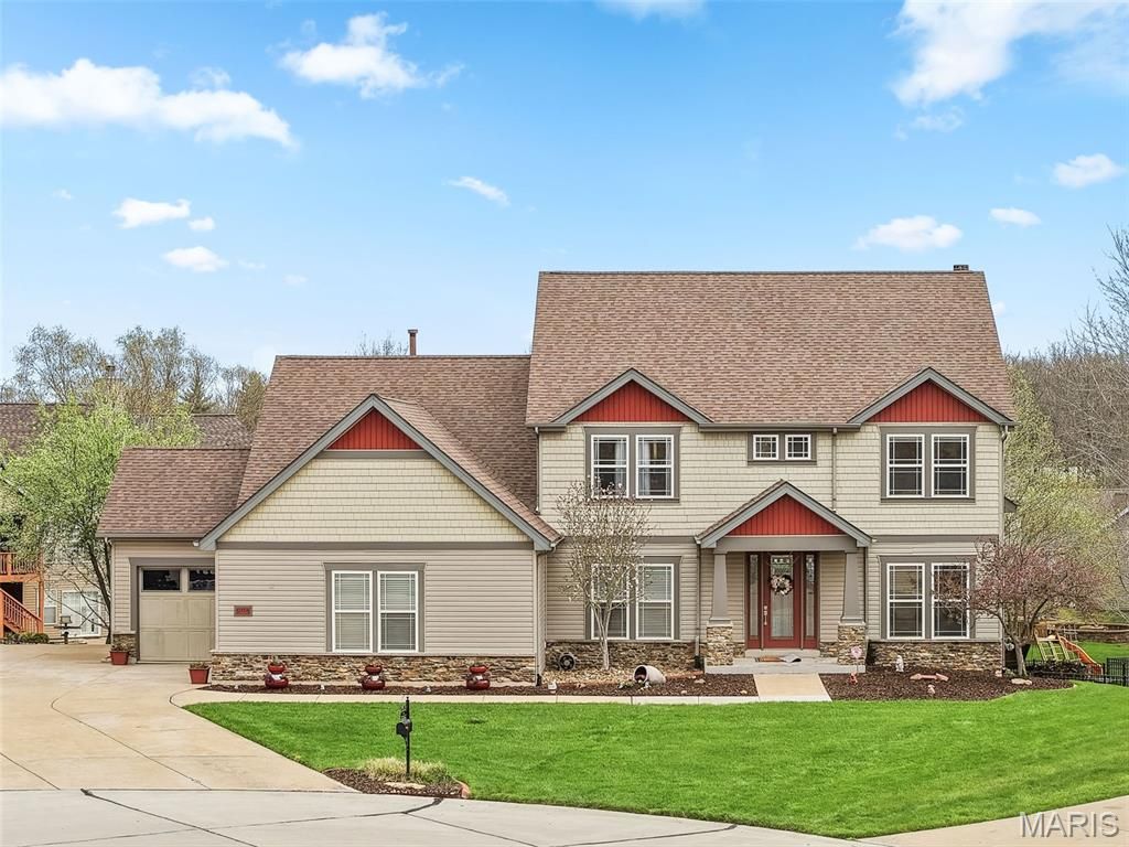 904 Brook Valley Court, O'fallon, MO 63368