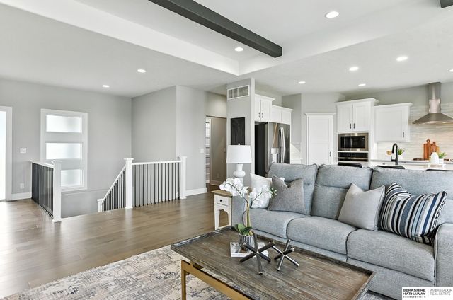 19014 Acorn Drive, Gretna, NE 68028